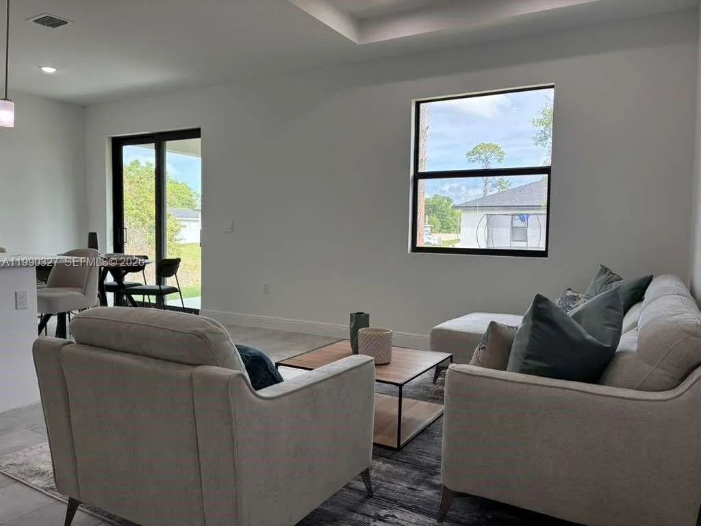 6208 Forest Court, La Belle FL 33935