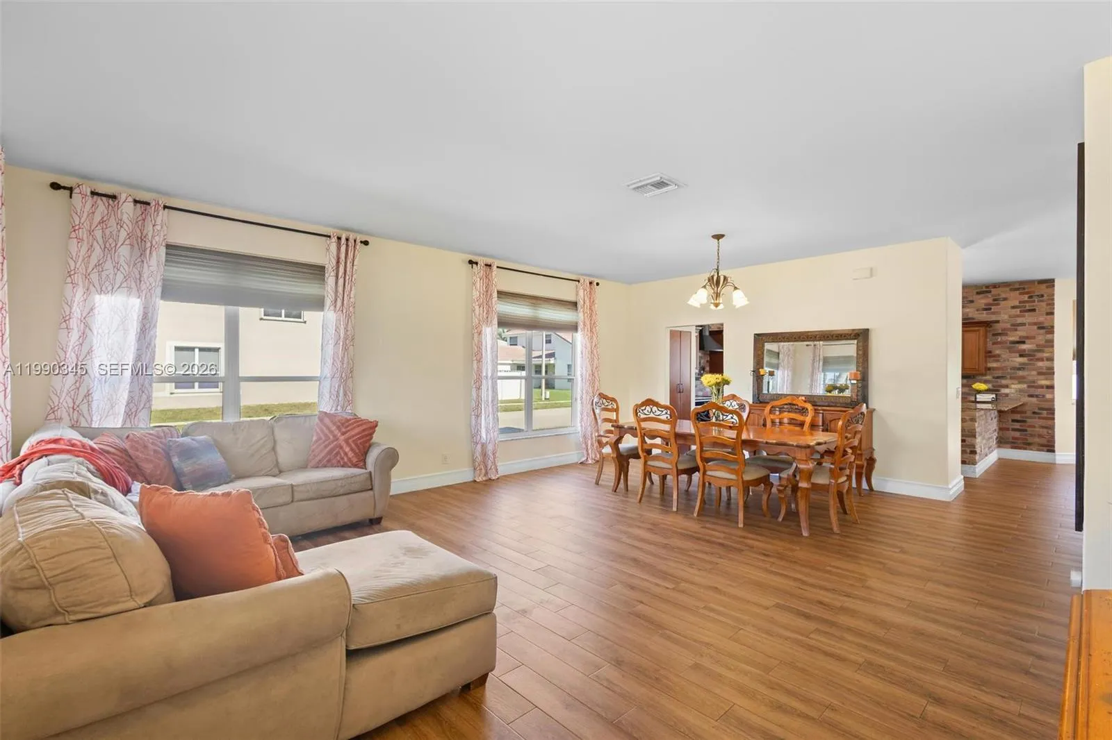 17900 SW 4th Ct, Pembroke Pines FL 33029