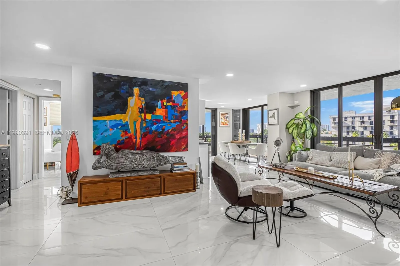 2 bedroom 2 bath for sale at 3500 Mystic Pointe Dr # 604, Aventura FL 33180