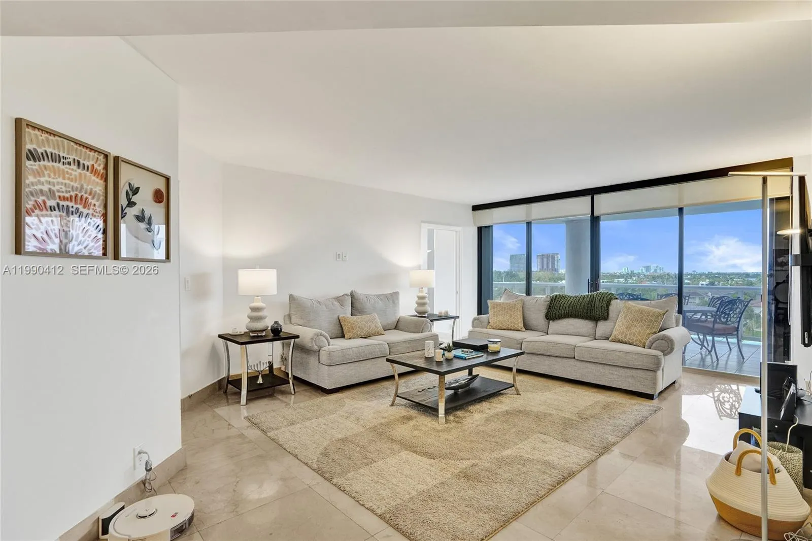 3598 Yacht Club Dr # 702, Aventura FL 33180