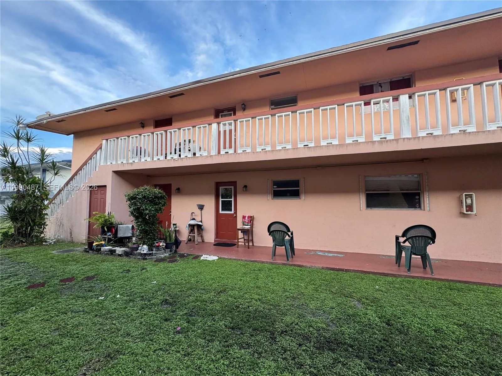 3 bedroom 2 bath for sale at 7471 SW 10th Ct # 102D, North Lauderdale FL 33068