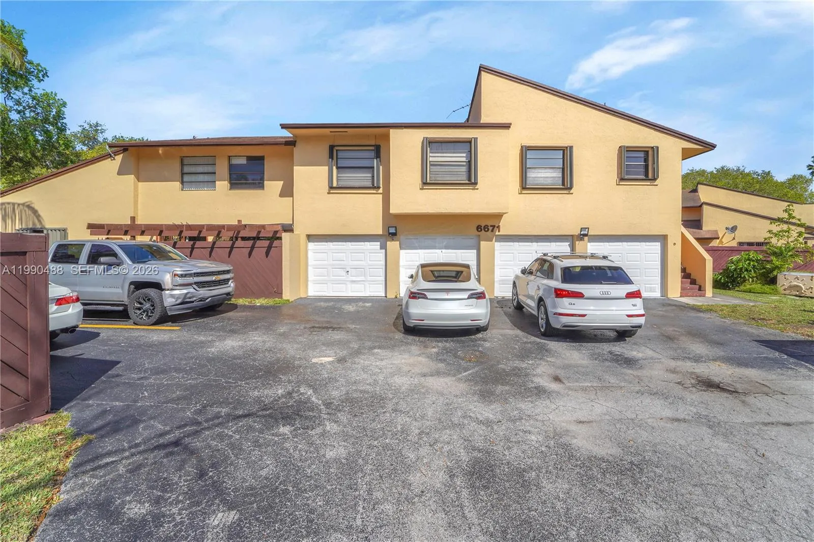 2 bedroom 2 bath for sale at 6671 SW 137th Ct # A, Miami FL 33183