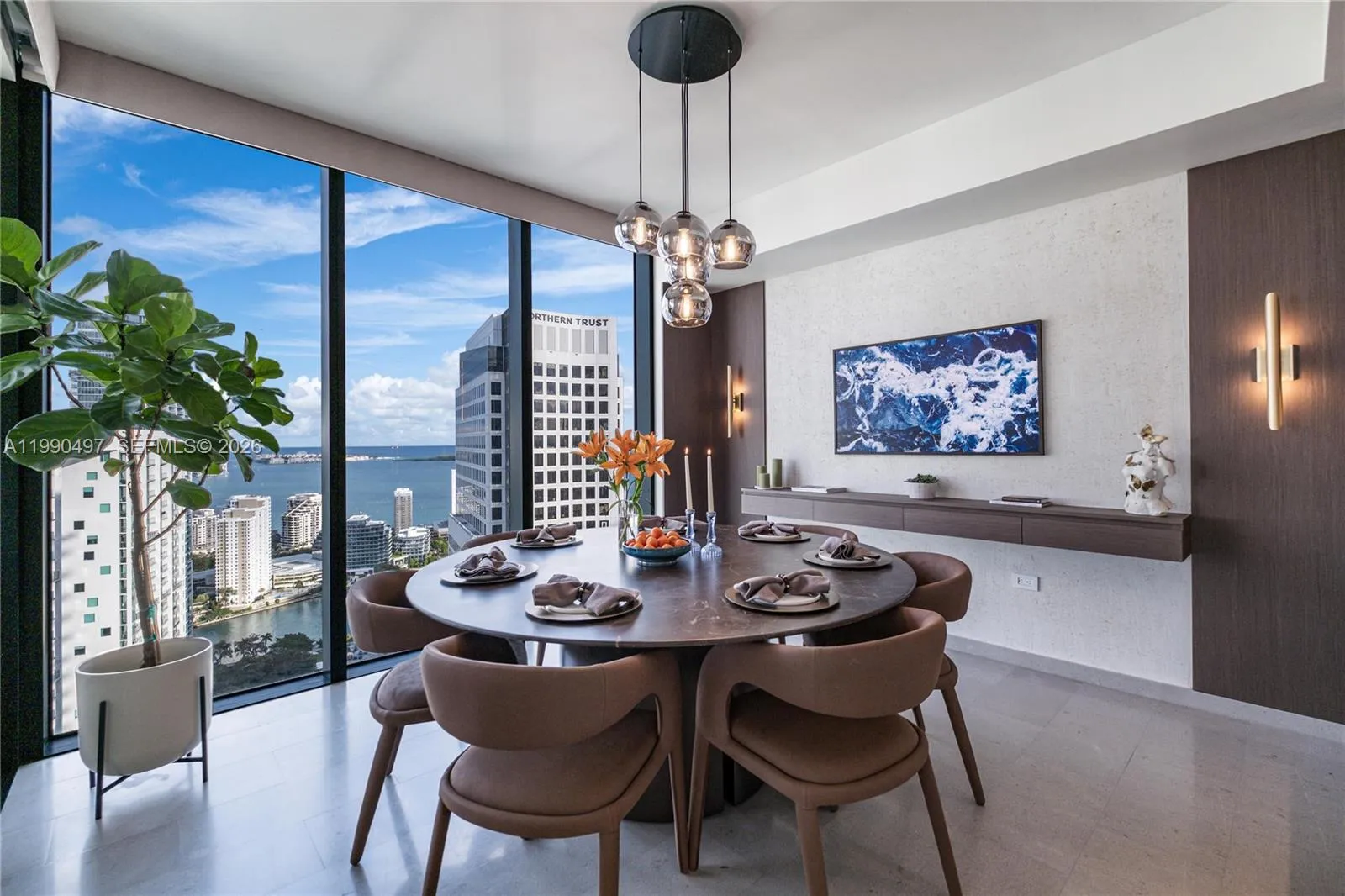 68 SE 6th St # 3711, Miami FL 33131