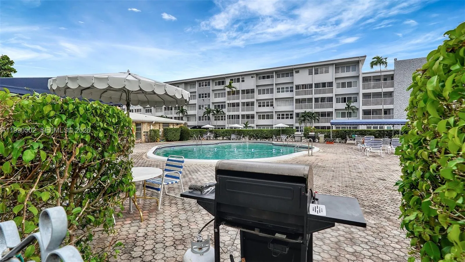 329 SE 3rd St # 502T, Hallandale Beach FL 33009