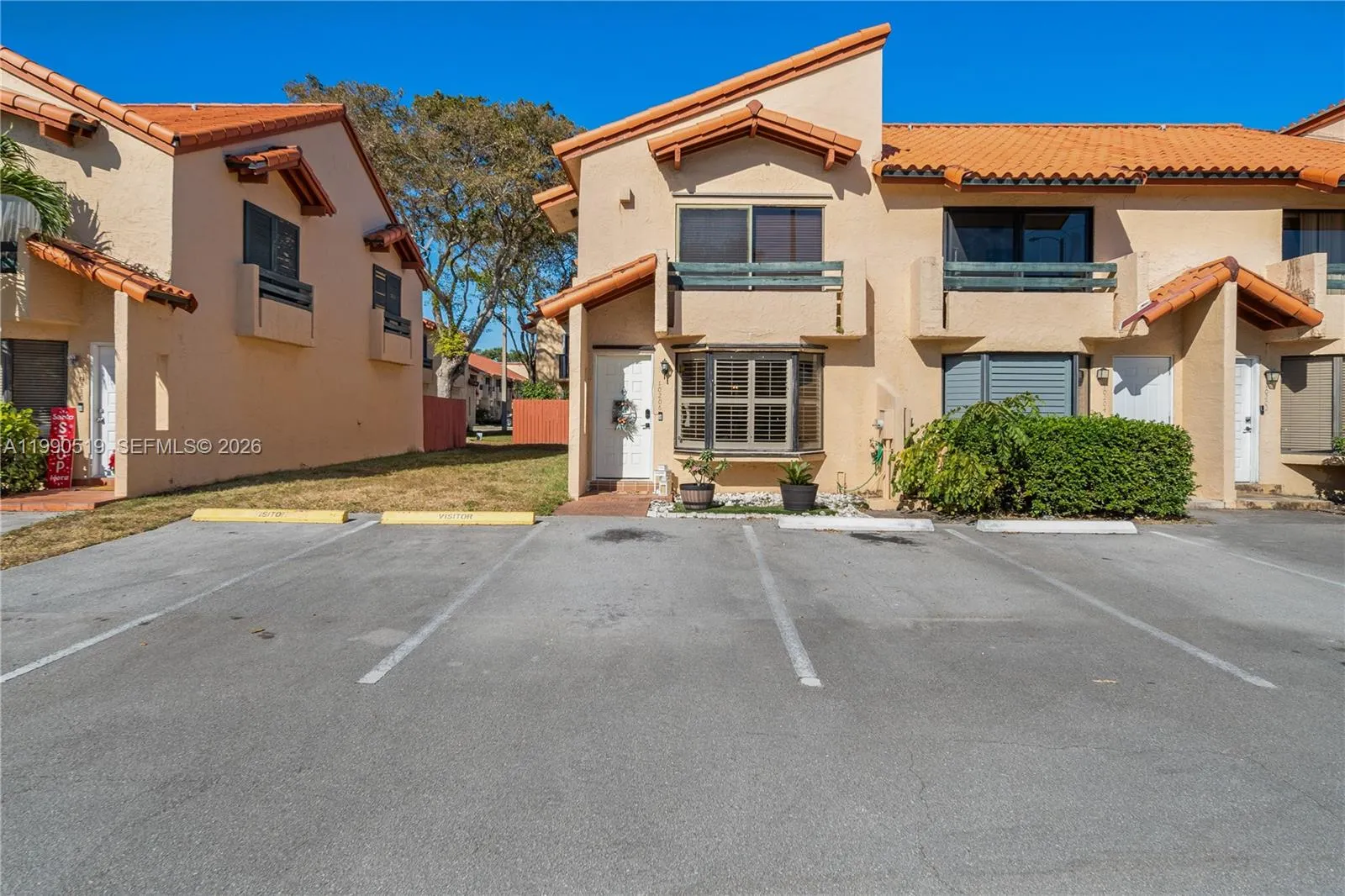 2 bedroom 1 bath for sale at 10206 SW 77th Ct, Miami FL 33156