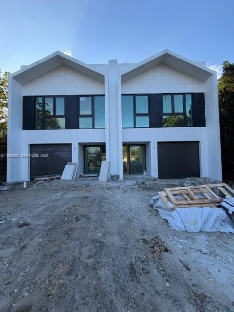 2800 SW 38th Ct, Miami FL 33134