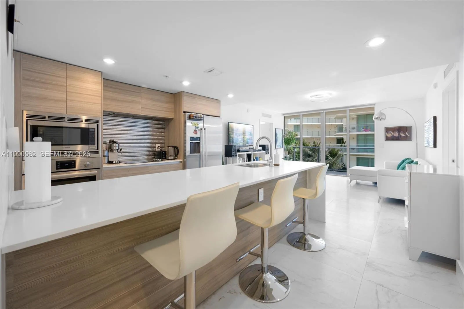 2 bedroom 2 bath for sale at 6610 Indian Creek Dr # 406, Miami Beach FL 33141