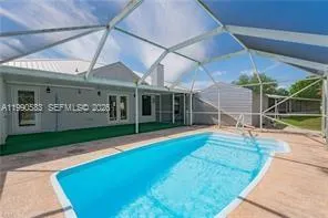 4 bedroom 3 bath for sale at 1063 Mayford Lake Rd, Moore Haven FL 33471