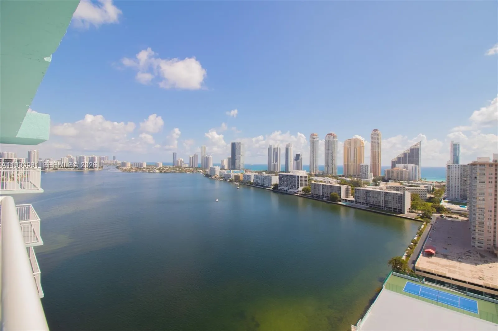 2 bedroom 2 bath for sale at 301 174 # 2417, Sunny Isles Beach FL 33160