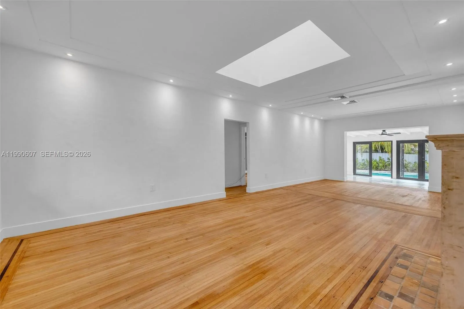 880 NE 72nd Ter, Miami FL 33138