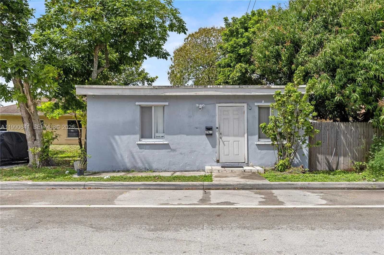 2 bedroom 1 bath for sale at 2901 Nw 9th Ct, Fort Lauderdale FL 33311