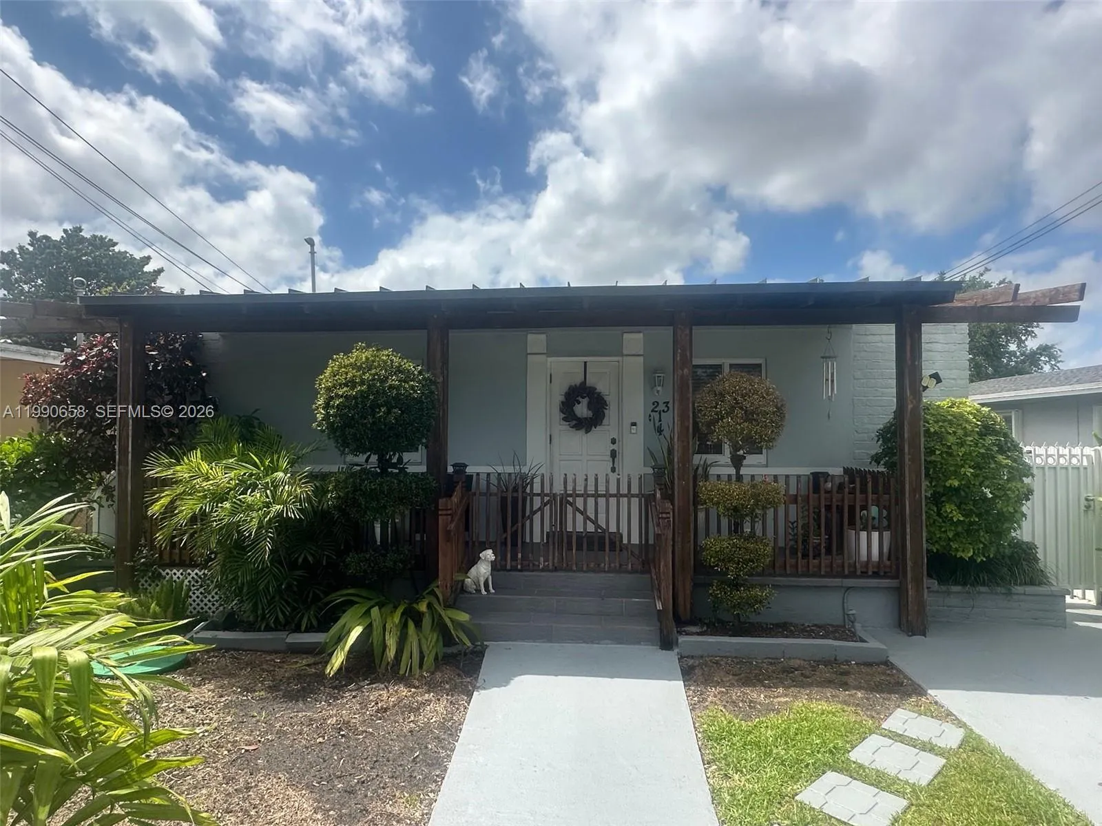 4 bedroom 4 bath for sale at 2314 SW 60 Avenue, Miami FL 33155