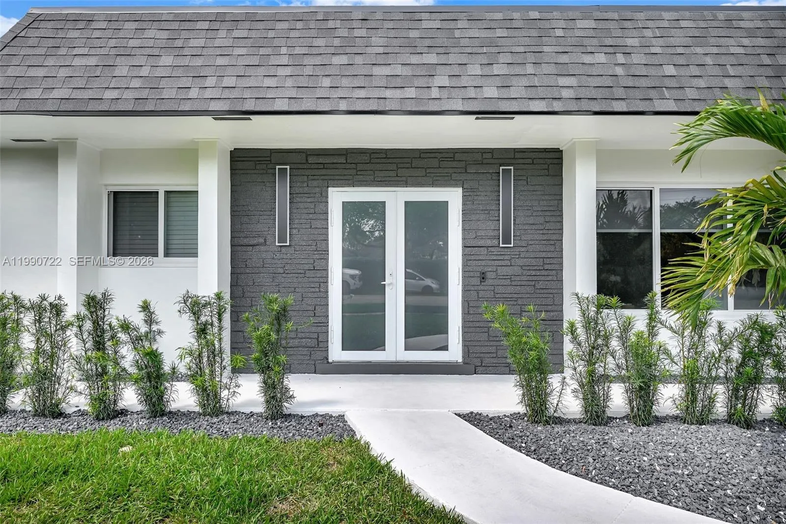 1431 NW 70th Ave, Plantation FL 33313