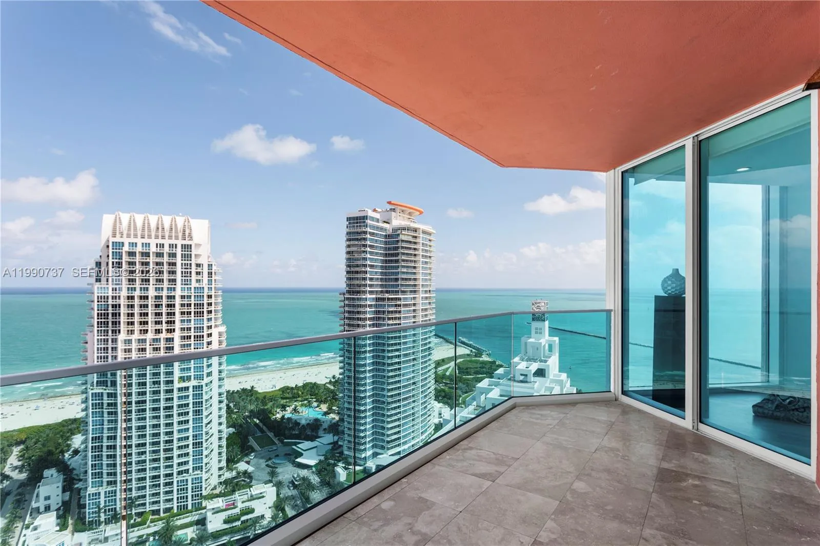 300 S Pointe Dr # 3405, Miami Beach FL 33139