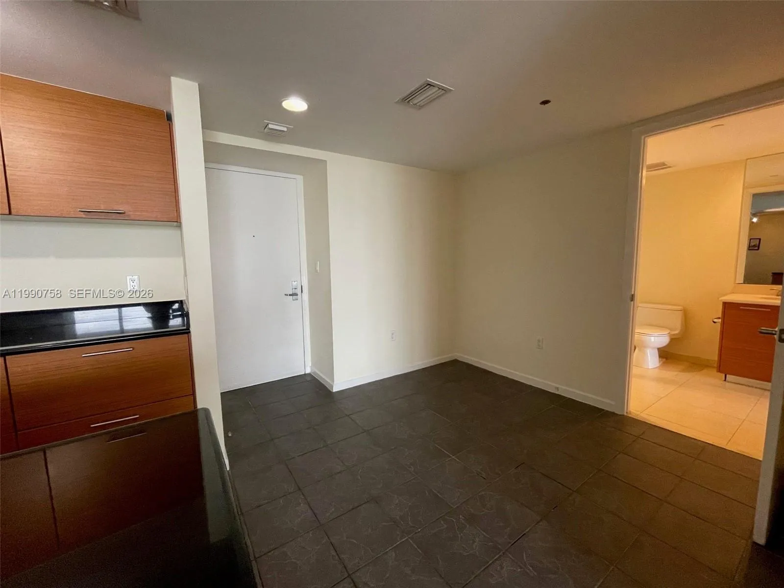 50 Biscayne Blvd # 2205, Miami FL 33132