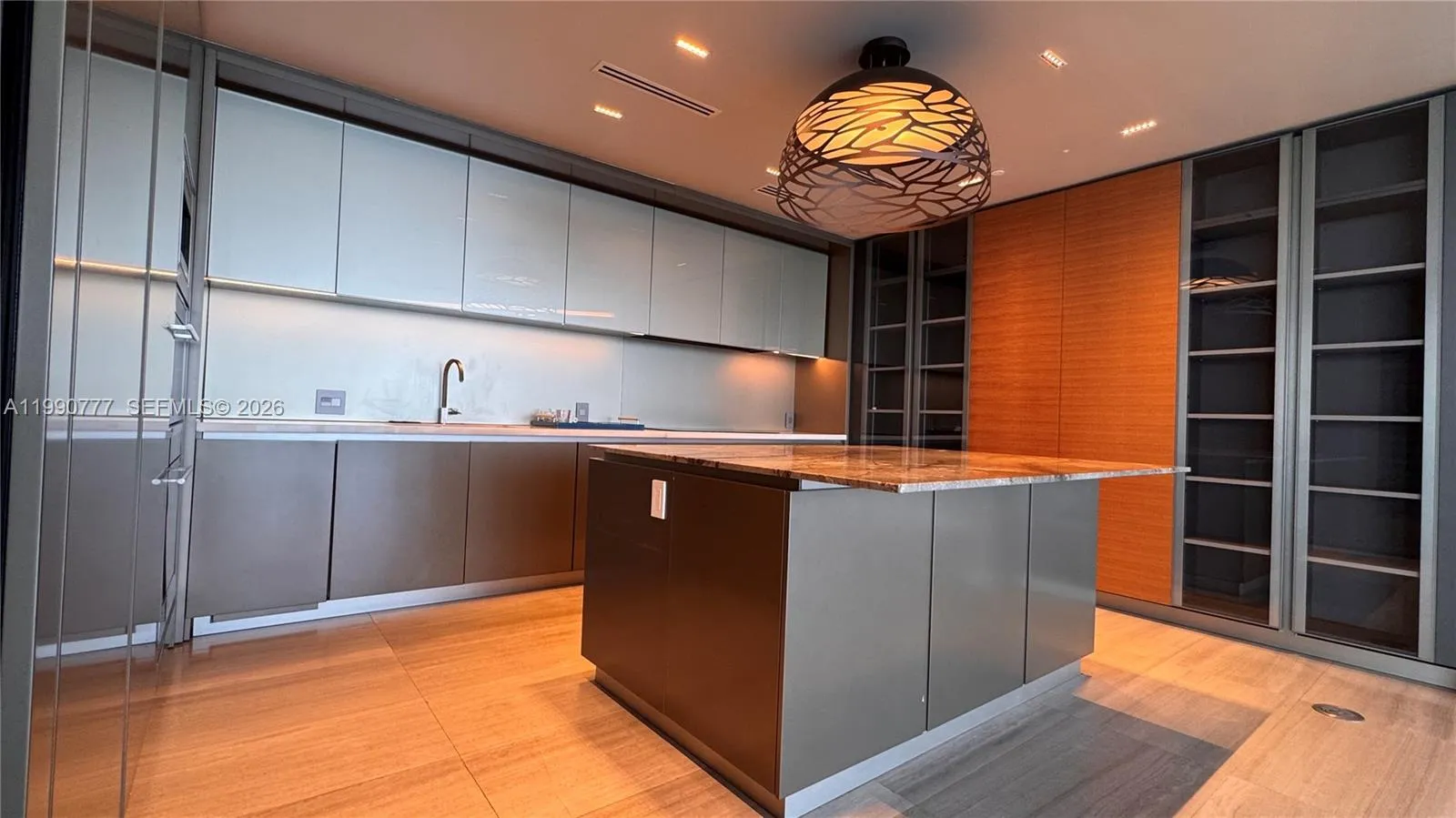 18975 Collins Ave # 2500, Sunny Isles Beach FL 33160