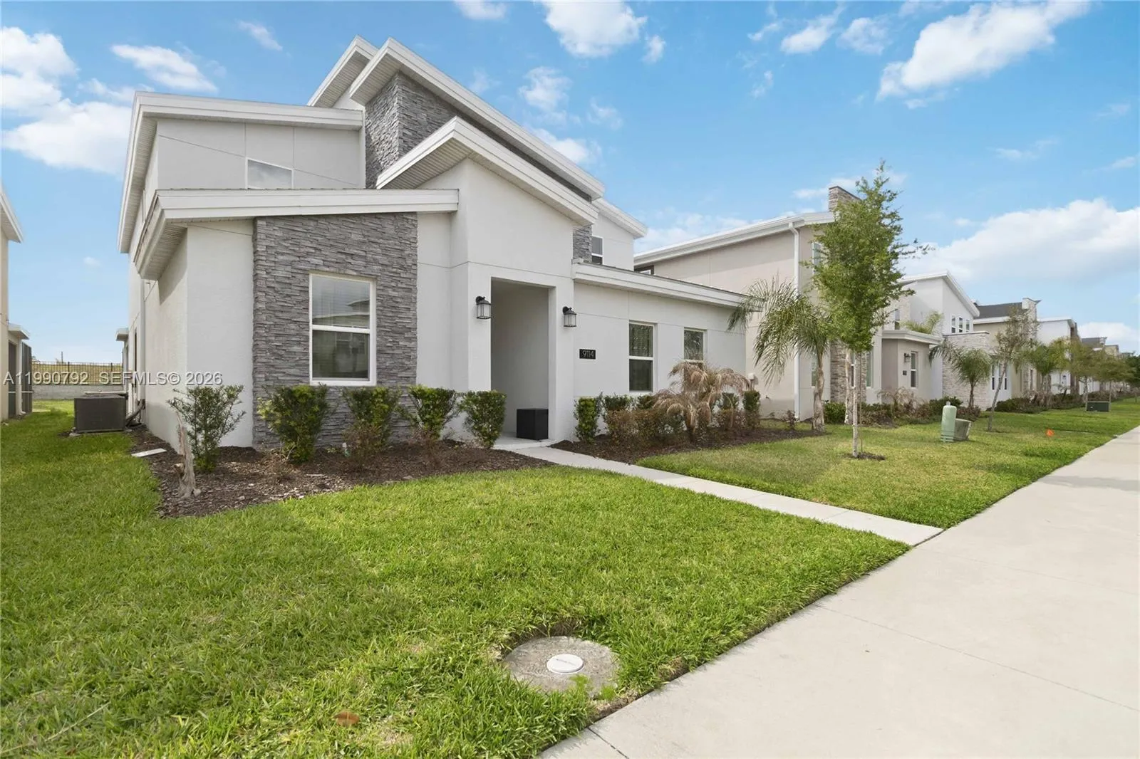 9114 Sommer, Davenport FL 33896