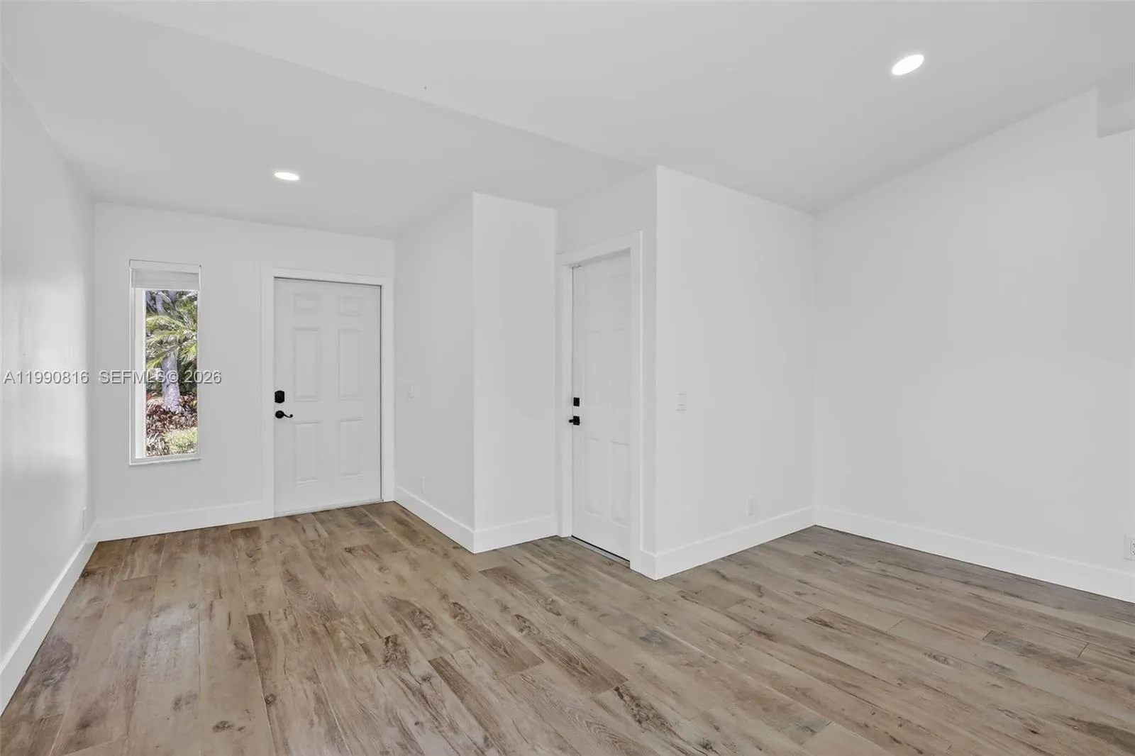 4219 Cherrywood Ct, Weston FL 33331