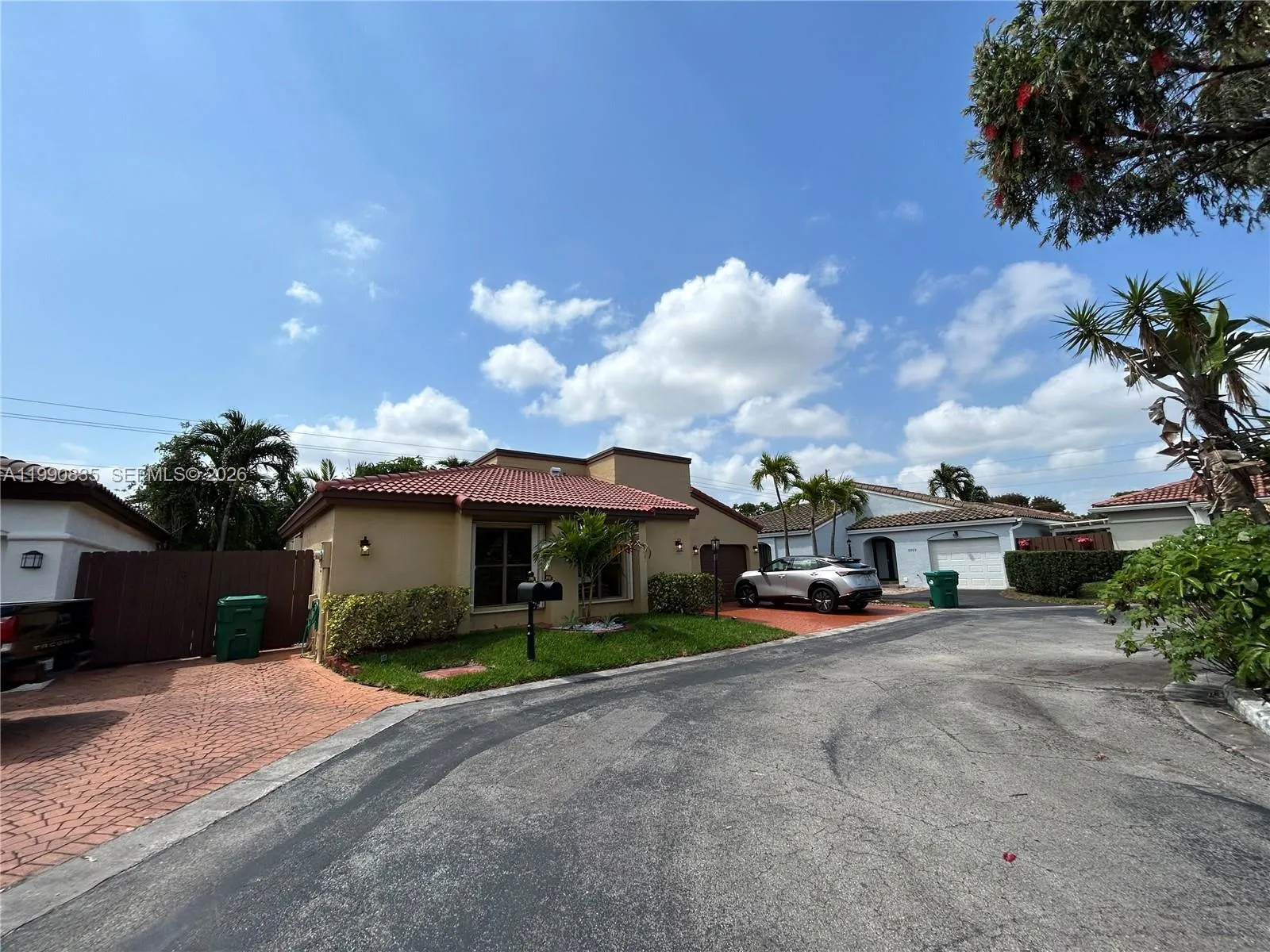 8910 SW 4th Ln, Miami FL 33174