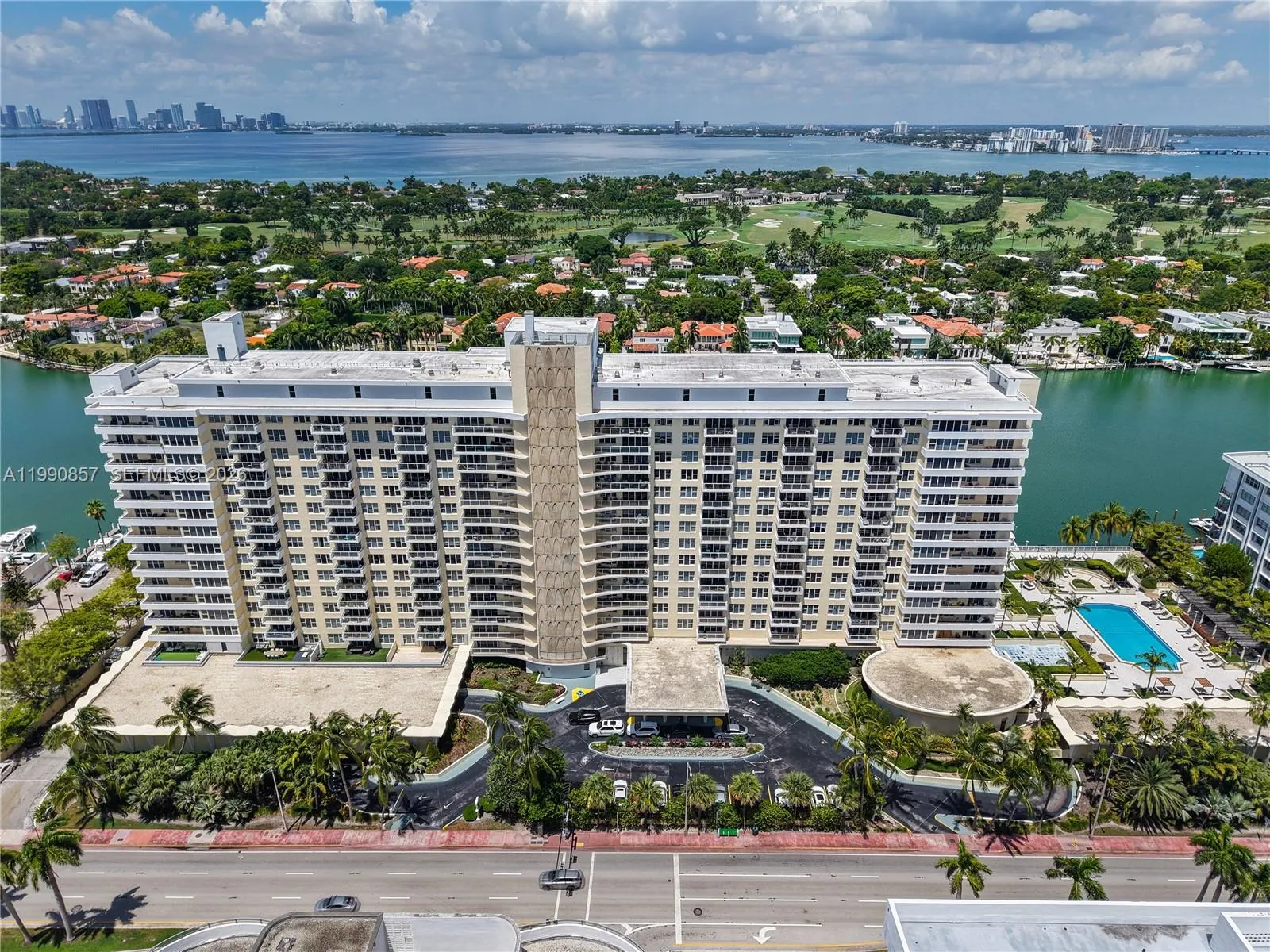 2 bedroom 3 bath for sale at 5600 Collins Ave # 14K, Miami Beach FL 33140