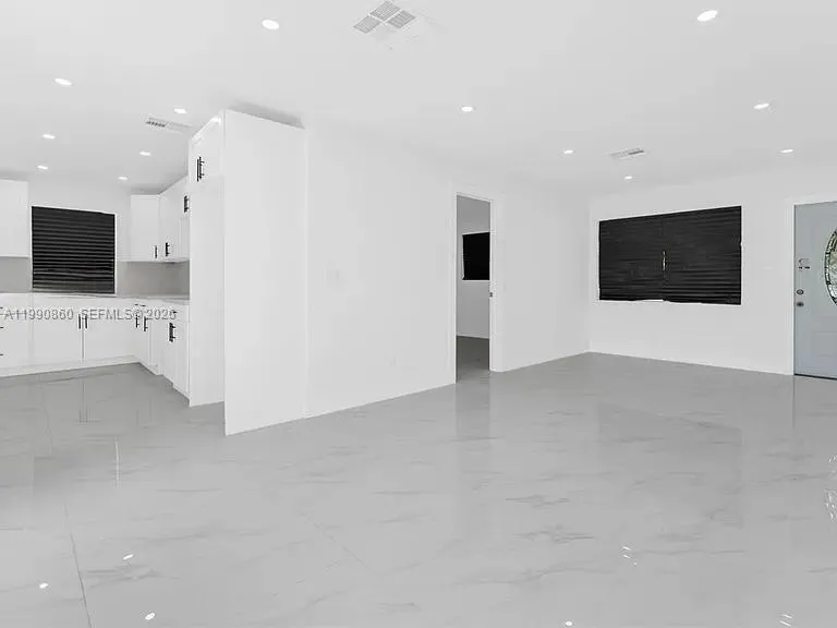 4900 NW 14th St, Lauderhill FL 33313