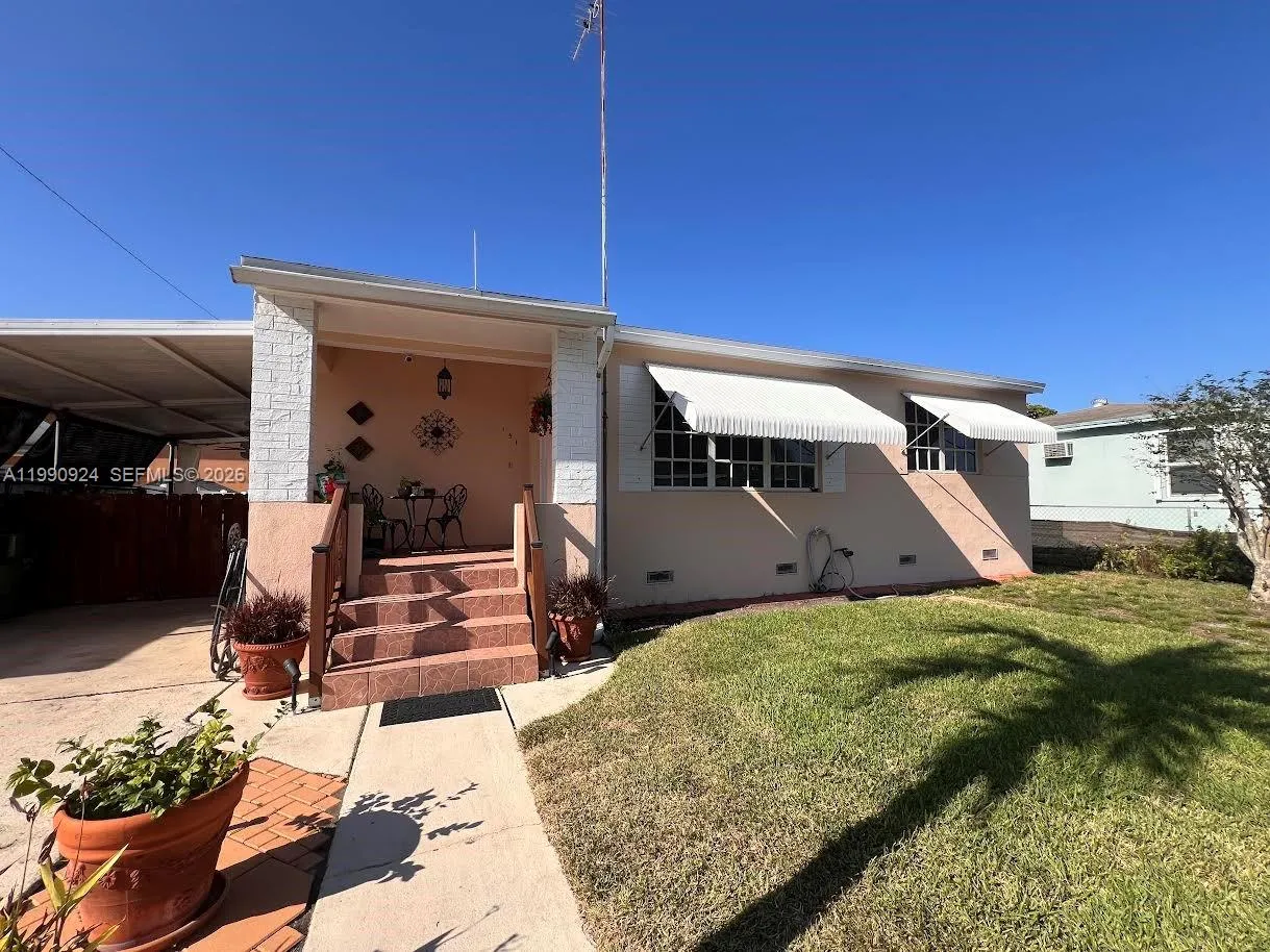 3 bedroom 2 bath for sale at 151 W 63rd St, Hialeah FL 33012