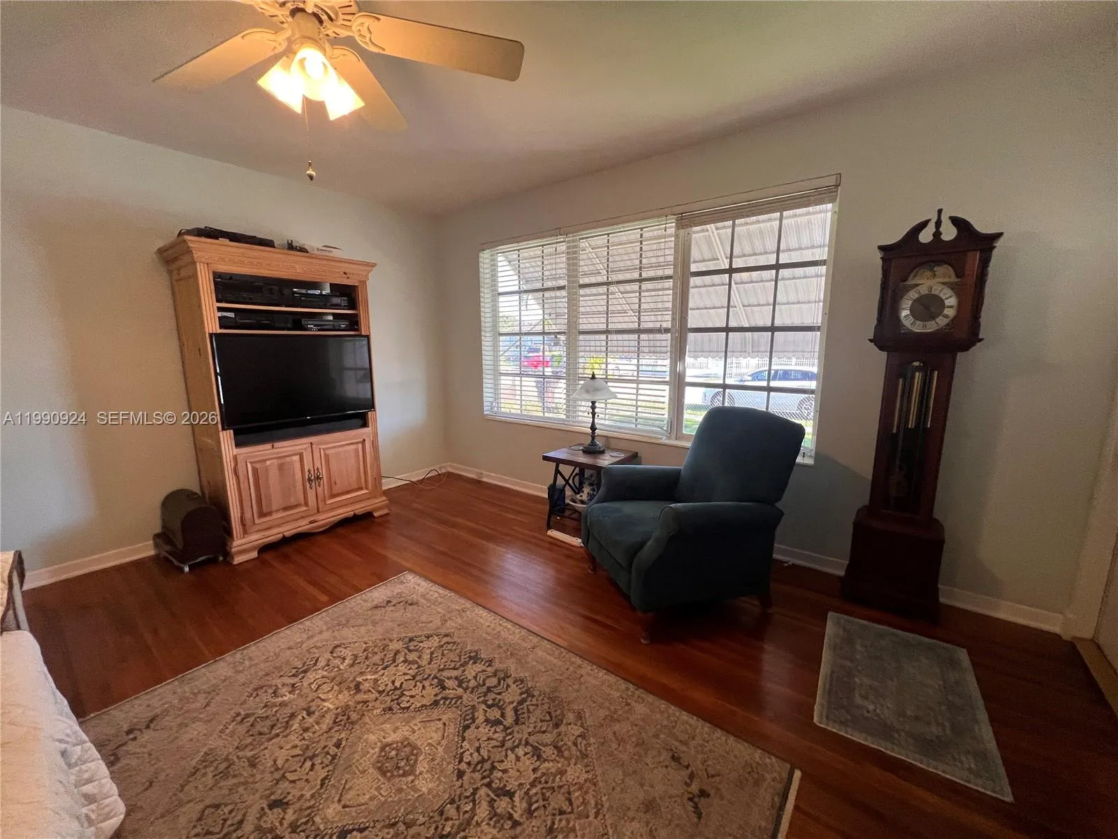 151 W 63rd St, Hialeah FL 33012