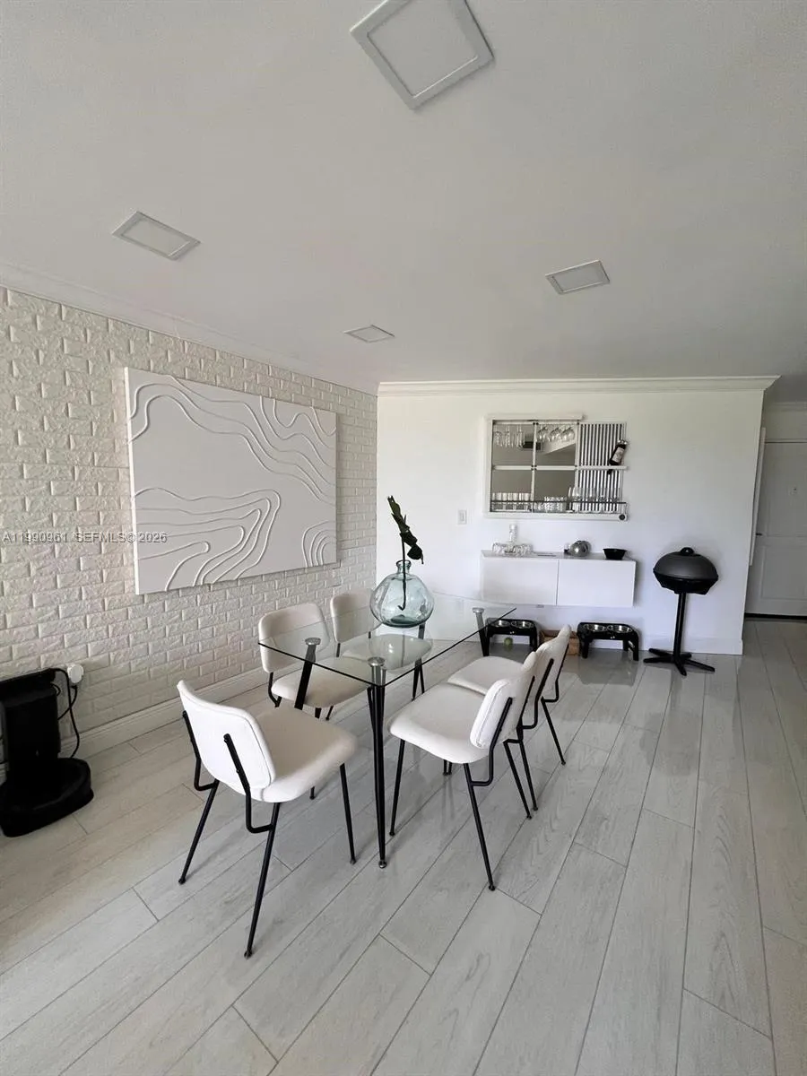 2 bedroom 2 bath for sale at 6955 NW 186th St # F104, Hialeah FL 33015