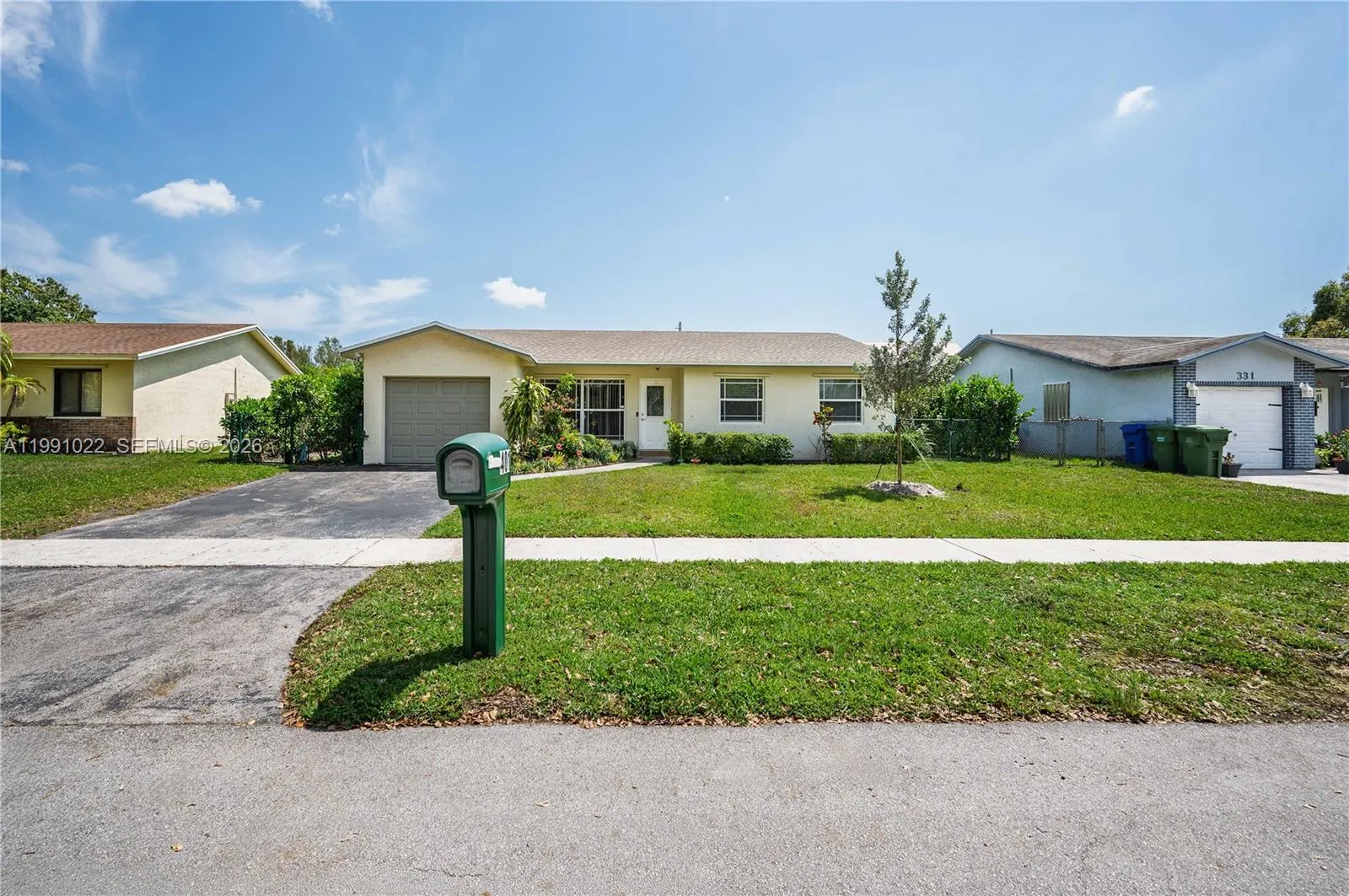 401 NW 83rd Way, Pembroke Pines FL 33024