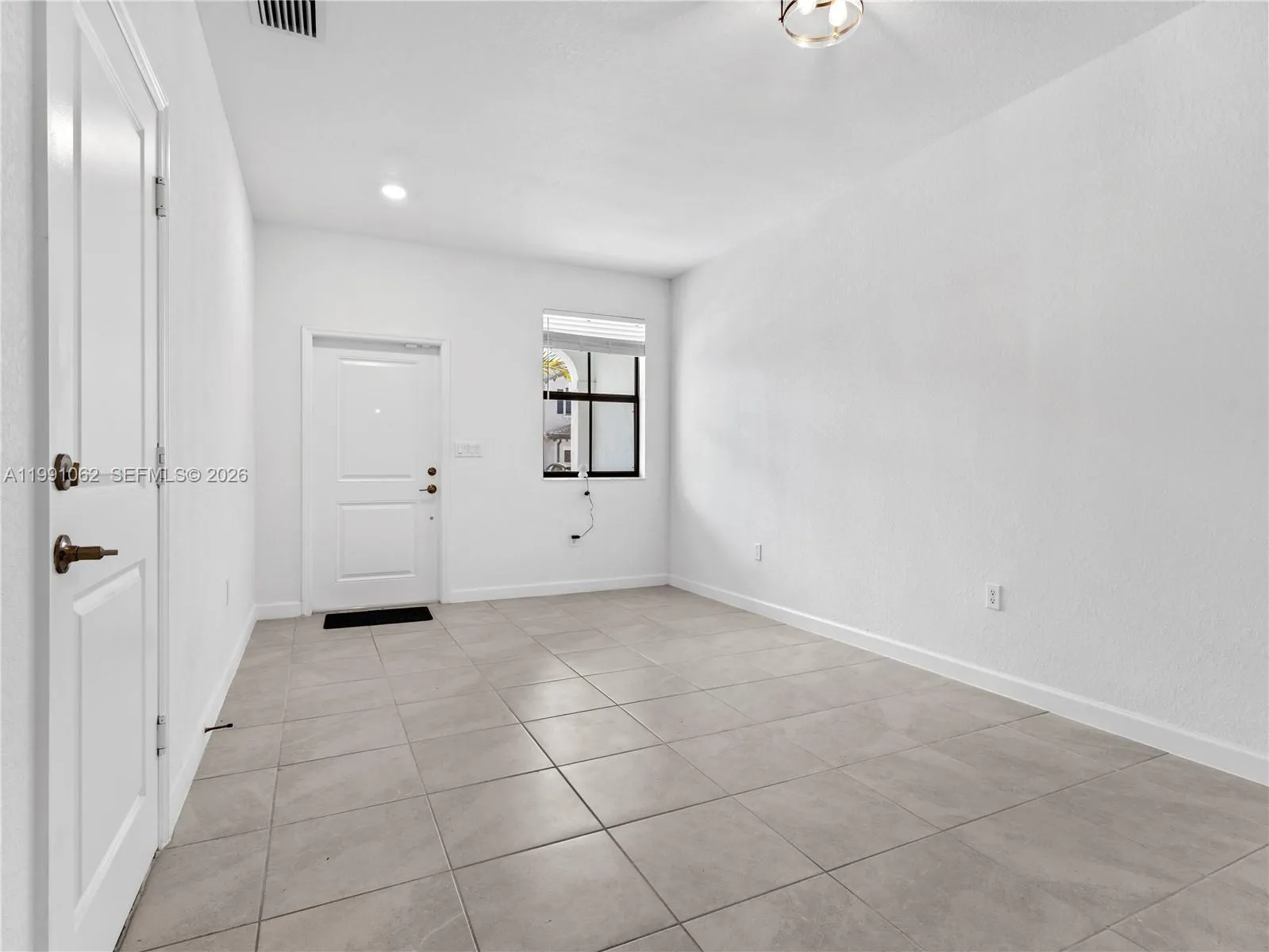 28562 SW 134th Ct, Miami FL 33033