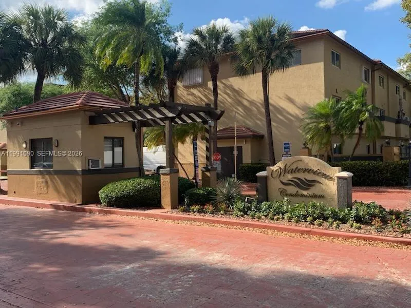 2 bedroom 1 bath for sale at 14900 SW 82nd Ter # 205, Miami FL 33193
