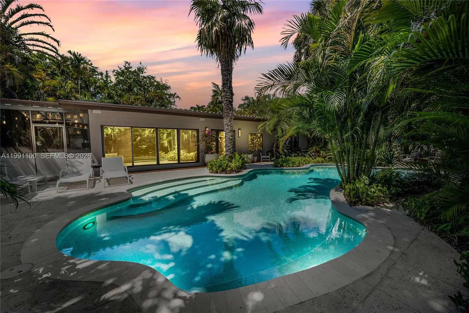 3 bedroom 3 bath for sale at 3620 Battersea Rd, Miami FL 33133