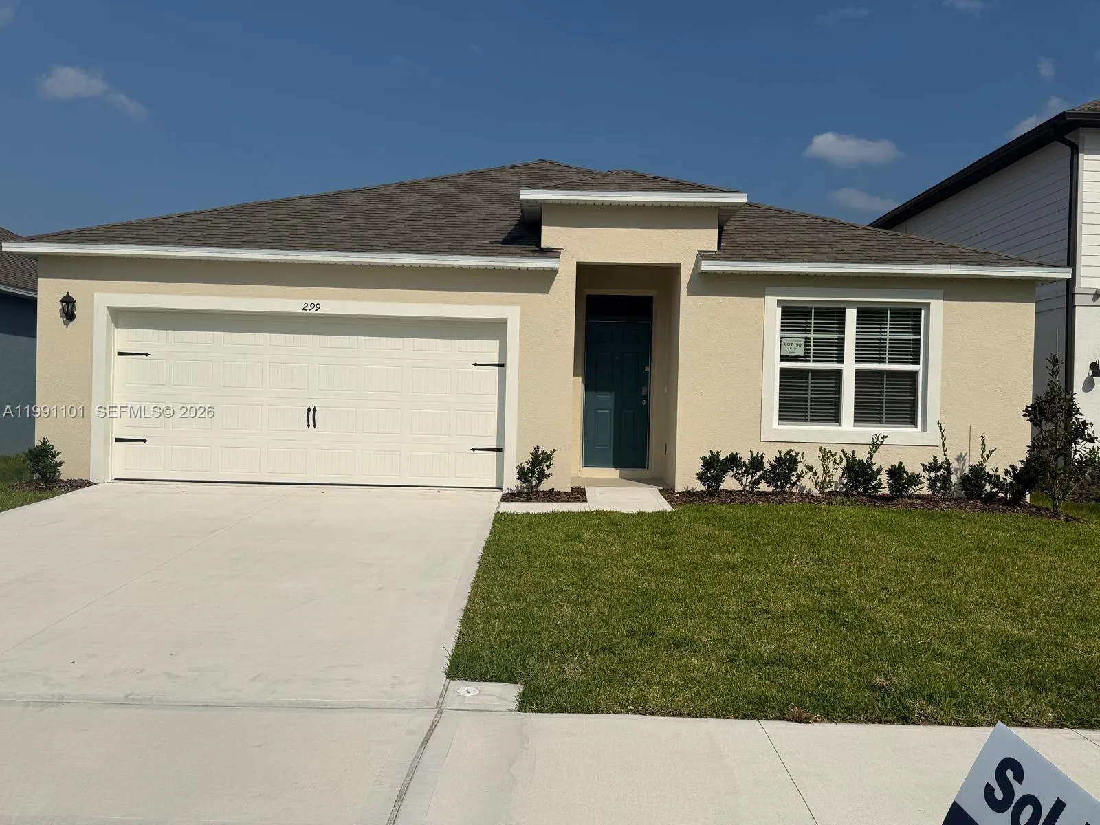 4 bedroom 2 bath for sale at 299 Conway, Other City - In The State Of Florida FL 34771