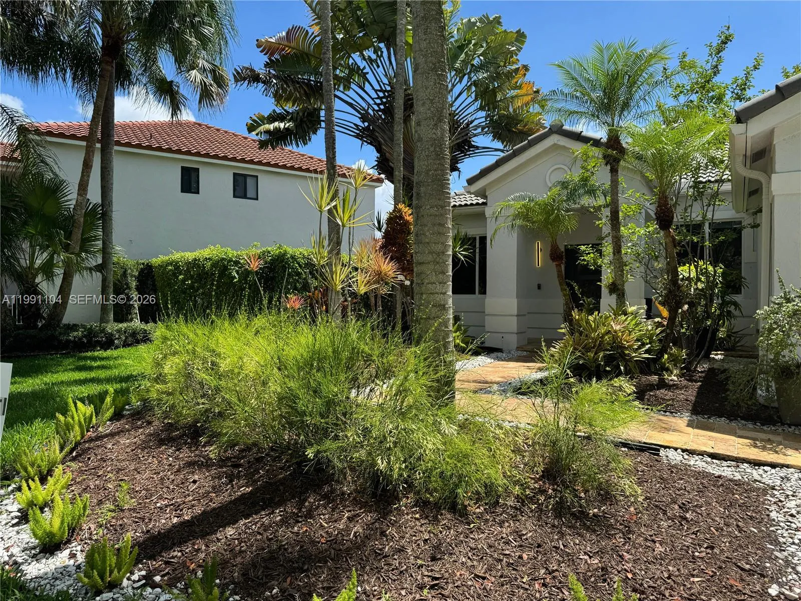 1137 Croton Ct, Weston FL 33327