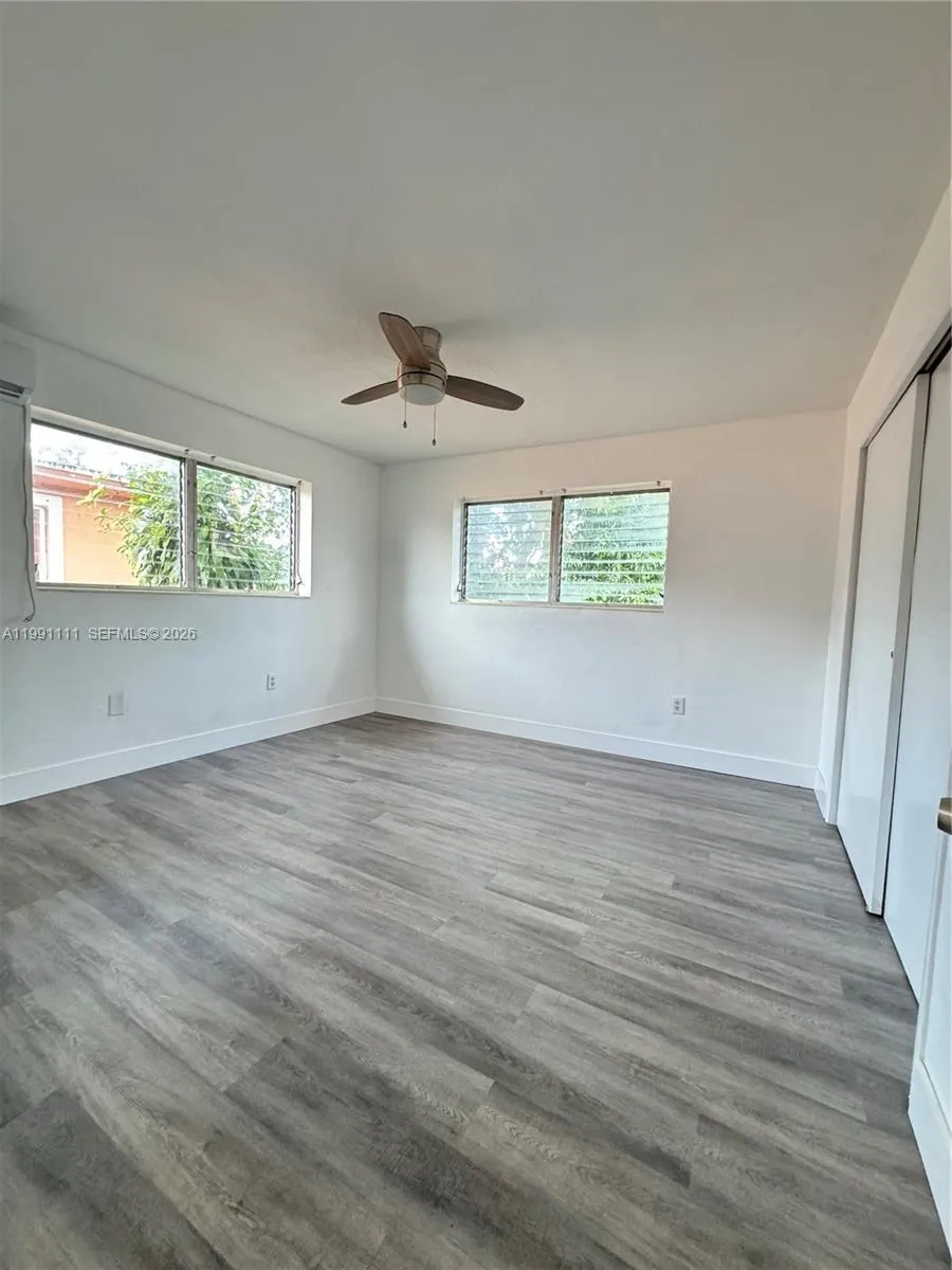 1086 NW 110th St # 1, Miami FL 33168