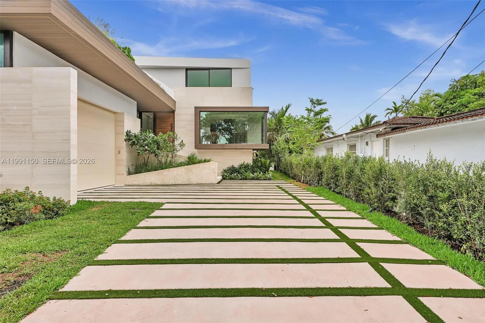 535 N Shore Dr, Miami Beach FL 33141