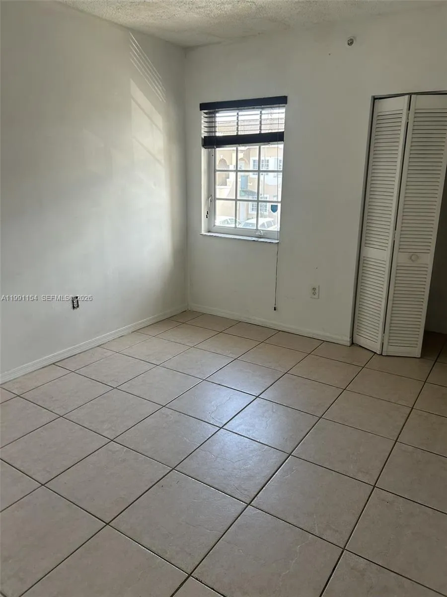 6425 SW 130th Pl # 704, Miami FL 33183