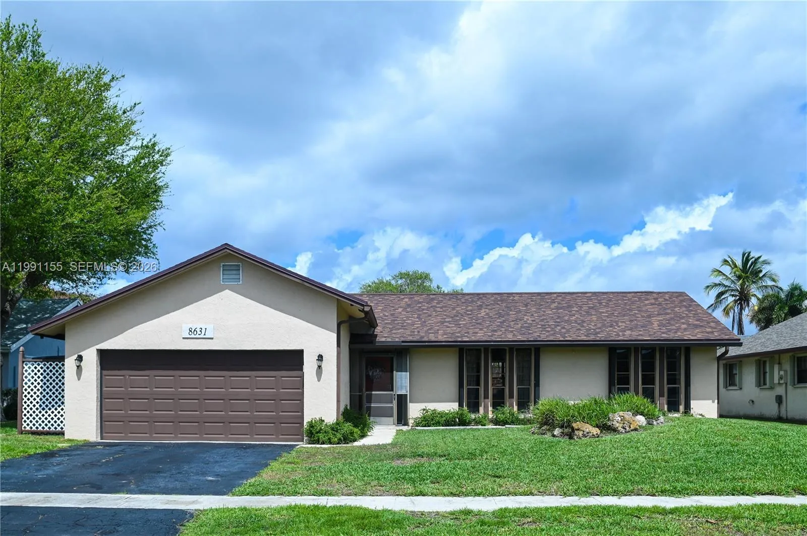 3 bedroom 2 bath for sale at 8631 NW 48th St, Lauderhill FL 33351