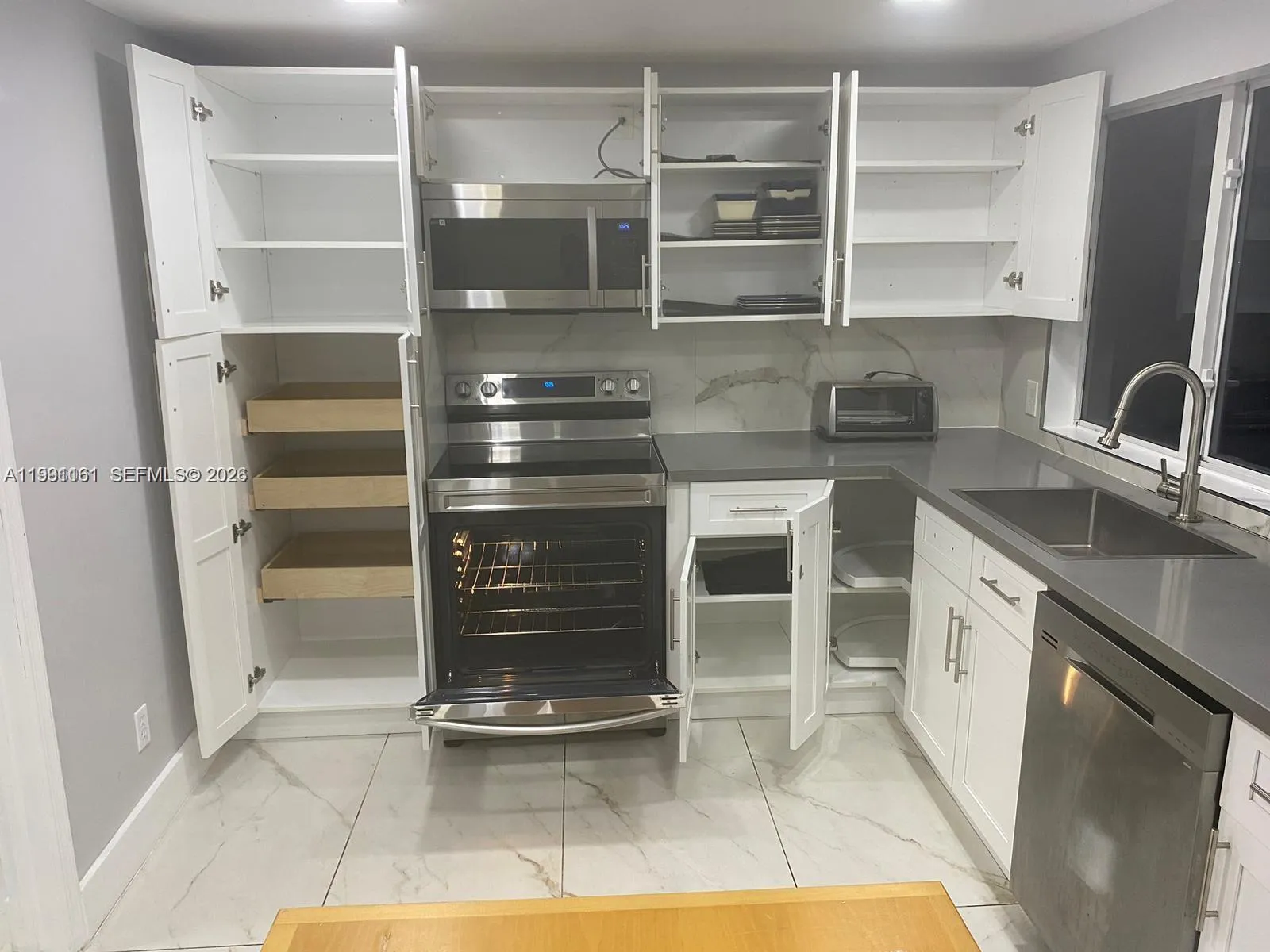 2242 Polk St # 2, Hollywood FL 33020