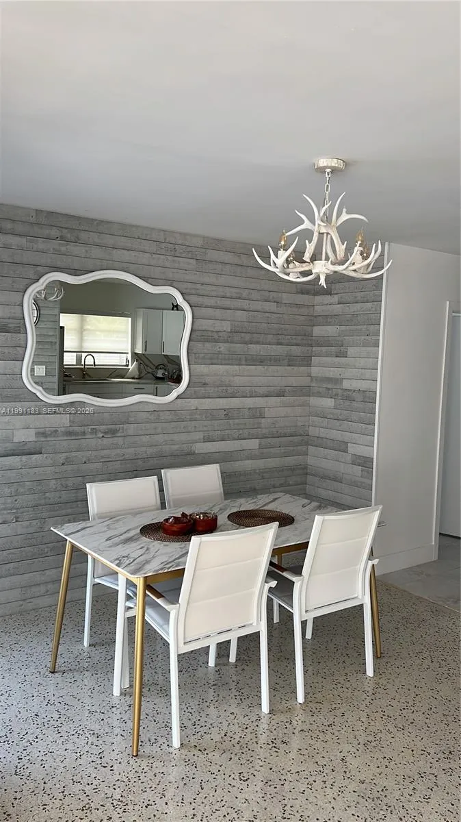 750 Polk St, Hollywood FL 33019