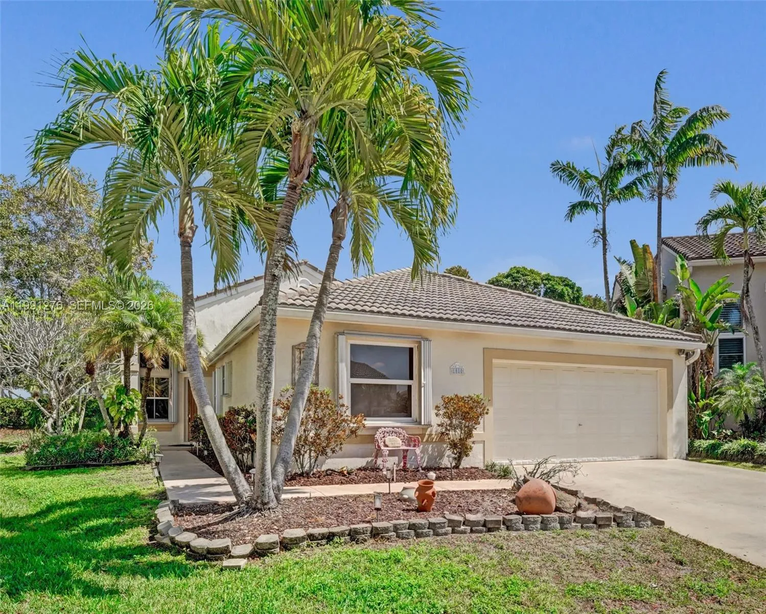 1080 Briar Ridge Rd, Weston FL 33327