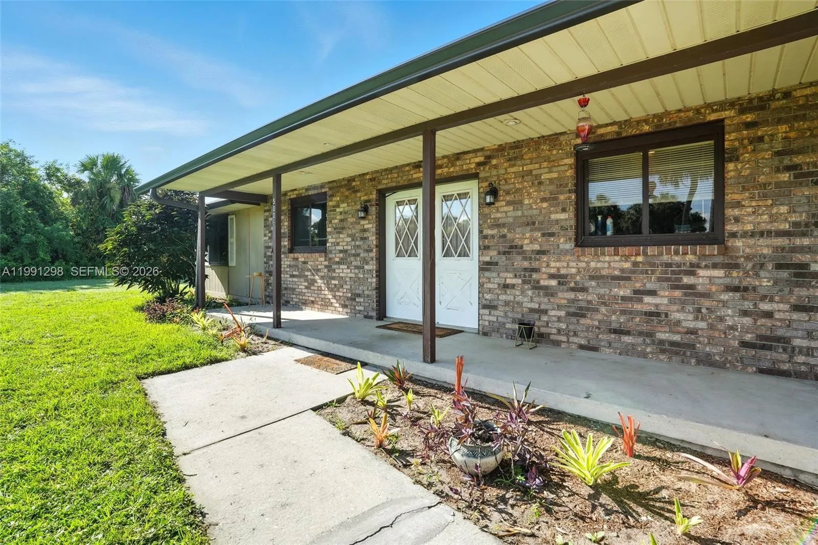 5006 pike ln, La Belle FL 33935