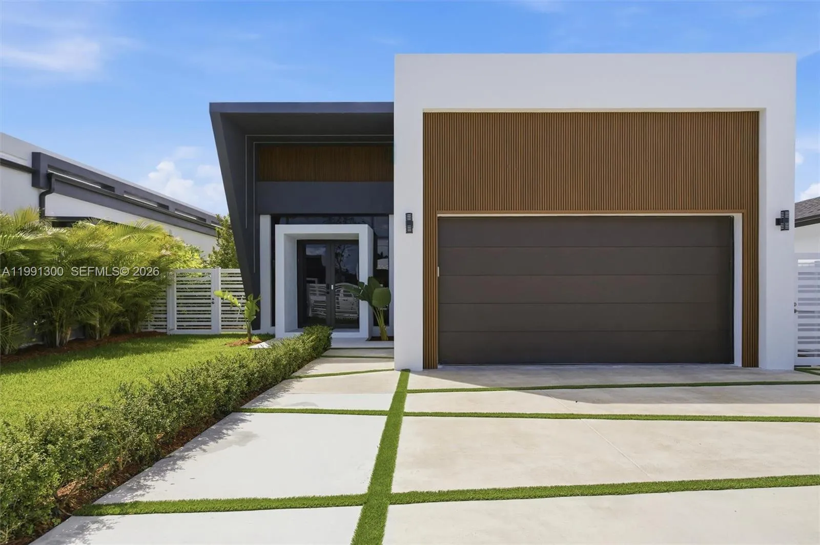 3 bedroom 2 bath for sale at 22900 SW 122 PL, Miami FL 33170