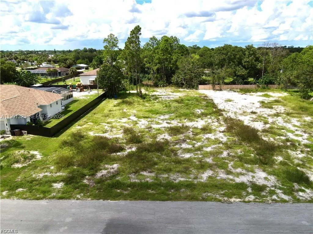 for sale at 607 COLUMBUS AVE, Lehigh Acres FL 33972