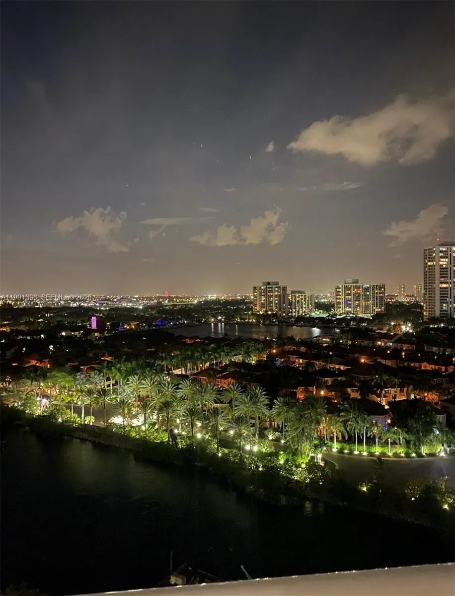 20505 E Country Club Dr # 1739, Aventura FL 33180