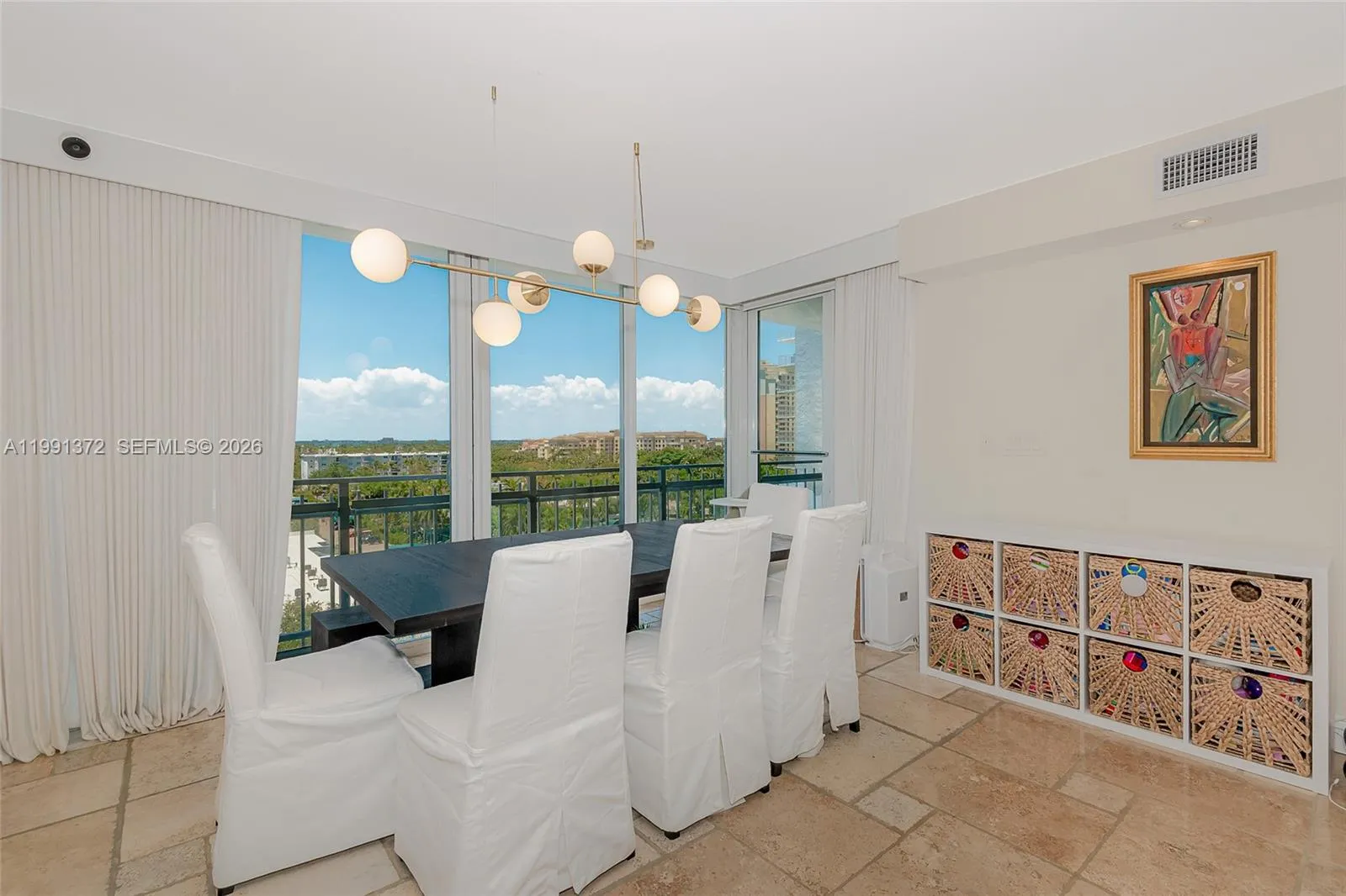 600 Grapetree Dr, Key Biscayne FL 33149