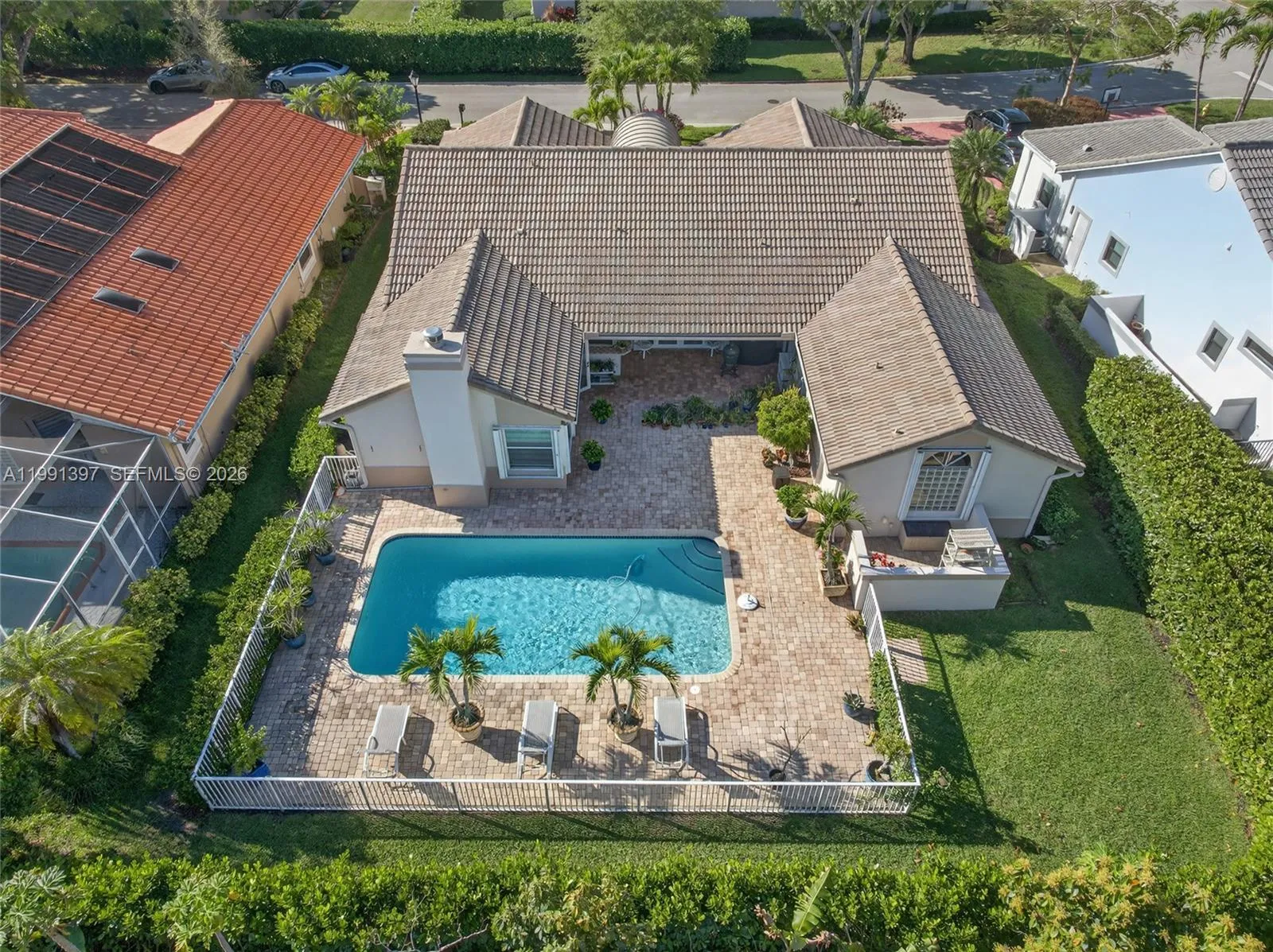 4 bedroom 2 bath for sale at 11735 Greenbrier Ln, Coral Springs FL 33071