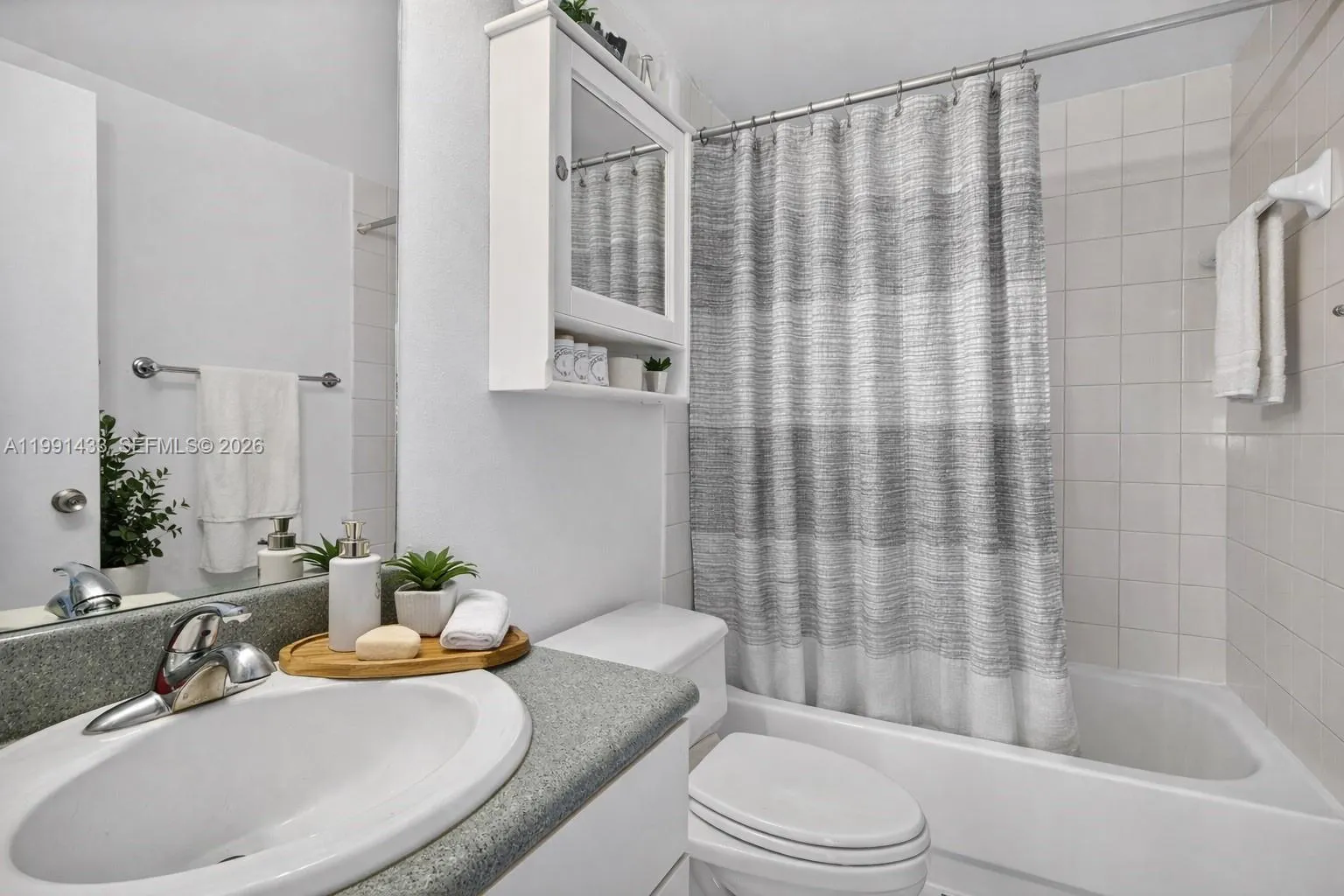 701 Brickell Key Blvd # 1108, Miami FL 33131