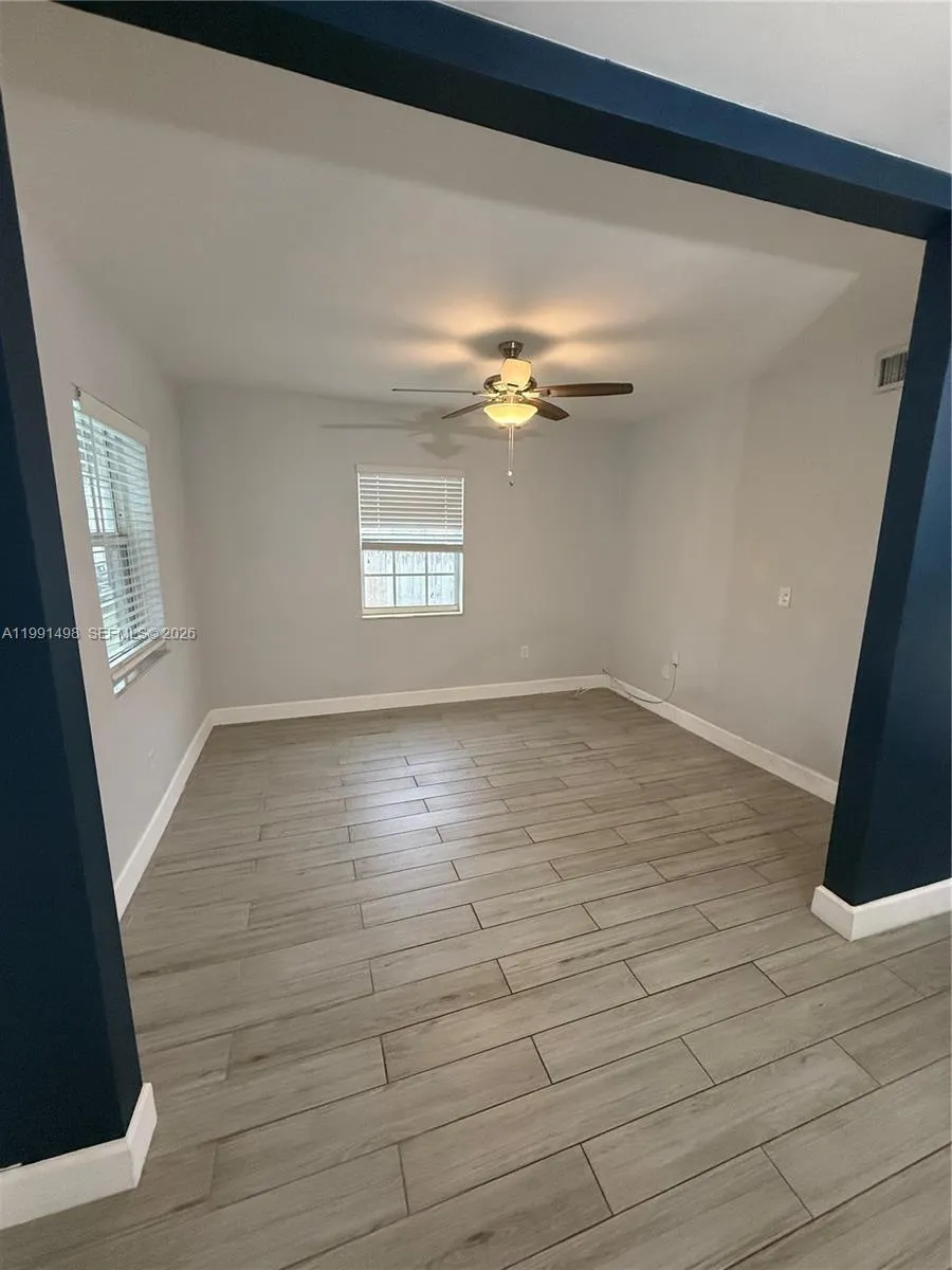 430 NW 60th Ave, Miami FL 33126