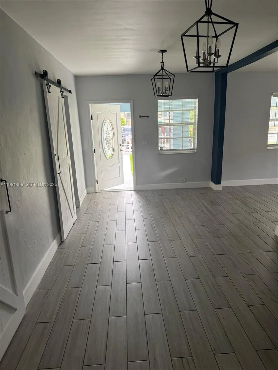 430 NW 60th Ave, Miami FL 33126